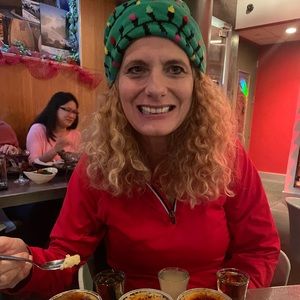 Meet your Posher, Jeannine